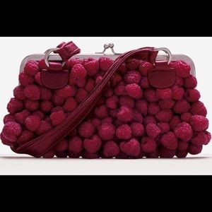 Meet your Posher, Esther